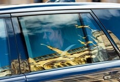 Πρίγκιπας Χάρι: Έφτασε στη Βρετανία και επισκέφθηκε τον τάφο της βασίλισσας Ελισάβετ