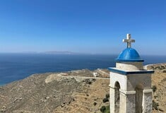 Αφιέρωμα Assocıated Press στην Τήνο: Ένα ελληνικό νησί έχει 1.000 ιδιωτικά παρεκκλήσια