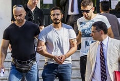 «Tinder Swindler»: Συνελήφθη στη Γεωργία ο διαβόητος «απατεώνας του Tinder»