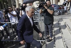 Κατηγορίες για πραξικόπημα στη Ρουμανία: Ξεκίνησε η δίκη Γκεόργκεσκου