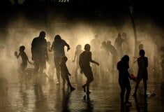 Η κλιματική κρίση σκότωσε τους 2 στους 3 νεκρούς από ζέστη - Οι πόλεις γίνονται φονικές παγίδες για ηλικιωμένους