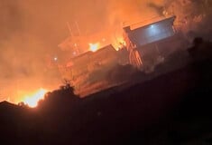 Φωτιά στη Νέα Πέραμο Αττικής – Μήνυμα από το 112