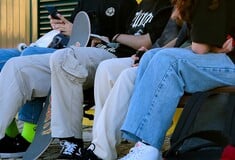 Βίντεο από τον ξυλοδαρμό του 15χρονου στην Πάτρα - «Είναι πολύ ντροπαλό παιδί, έχει υποστεί ξανά bullying»