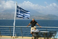 Πώς πρέπει να αντιμετωπίσει η Ελλάδα τη μείωση του πληθυσμού της; - Το αφιέρωμα του BBC