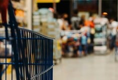 Πρόστιμα σε δύο μεγάλα σούπερ μάρκετ για παραπλανητικές προσφορές