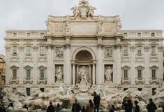 Fontana di Trevi: Πού καταλήγουν τα κέρματα που πετιούνται στο δημοφιλέστερο συντριβάνι του κόσμου;