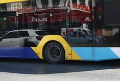 Μεσογείων: Τροχαίο μετά από σύγκρουση λεωφορείου με ΙΧ - Καθυστερήσεις στο σημείο