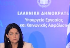 Η Κεραμέως ανακοίνωσε νέο πρόγραμμα απασχόλησης για 10.000 άνεργες μητέρες