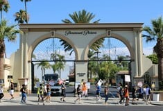 Ο Τραμπ ανακοίνωσε πως θα επιβάλλει δασμό 100% σε ταινίες που παράγονται εκτός ΗΠΑ