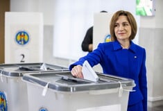 Μολδαβία: Το κόμμα της Σάντου συντρίβει τους φιλορώσους στις εκλογές