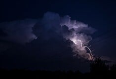 Έκτακτο δελτίο ΕΜΥ: Έρχεται σφοδρή κακοκαιρία με ισχυρές καταιγίδες και χαλαζοπτώσεις