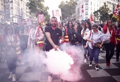 Γαλλία: Πανεθνικές απεργίες κατά της λιτότητας - Κλειστός ο Πύργος του Άιφελ, ακυρώσεις εκατοντάδων πτήσεων