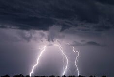 Καιρός: Επικαιροποιήθηκε το έκτακτο δελτίο της ΕΜΥ για την κακοκαιρία τύπου «Π» - Καταιγίδες στη δυτική Ελλάδα