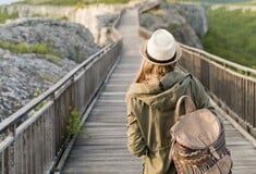 «Solo – όχι single»: Οι γυναίκες που ταξιδεύουν για να πάρουν ανάσα από τη δουλειά και το σπίτι