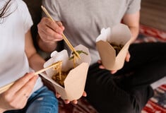 efood: Το αγαπημένο σου comfort food είναι πιο νόστιμο όταν είναι «1+1»