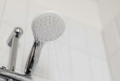 Κίνδυνος για ζεστό νερό στην Ευρώπη: Το μέταλλο «άφνιο» και οι νέοι κανονισμοί στην ΕΕ