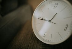 Αλλαγή ώρας: Πότε γυρνάμε τα ρολόγια μας μία ώρα πίσω