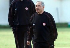 ΓΙΑΝΝΗΣ ΚΟΛΛΙΑΣ ΟΛΥΜΠΙΑΚΟΣ