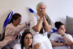 Γιατί δεν πανηγυρίζετε αχάριστοι; 