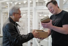 Η Nvidia παραδίδει το μικρότερο ΑΙ υπερυπολογιστή στον Έλον Μασκ