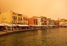 ΑΦΡΙΚΑΝΙΚΗ ΣΚΟΝΗ ΕΠΙΣΤΡΕΦΕΙ