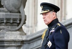 Ο πρίγκιπας Άντριου θα παραιτηθεί από όλους τους τίτλους του μετά τις πρόσφατες αποκαλύψεις