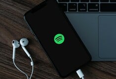 Spotify: Συνεργάζεται με τις μεγάλες δισκογραφικές για την «ηθική» χρήση της AI στη μουσική