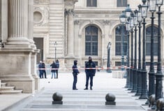 Ληστεία στο Λούβρο: Εντοπίστηκε ένα από τα ανεκτίμητα κοσμήματα που εκλάπησαν