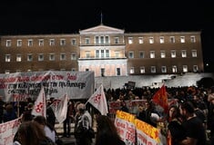 Μνημείο Αγνώστου Στρατιώτη: Συγκέντρωση διαμαρτυρίας για την τροπολογία στο Σύνταγμα 