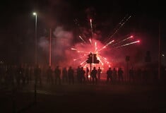 Αντιμεταναστευτικά επεισόδια στο Δουβλίνο έξω από ξενοδοχείο αιτούντων άσυλο – Συγκρούσεις με την αστυνομία και τραυματίες