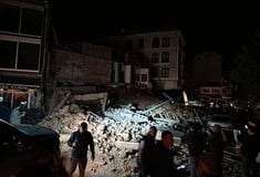 Σεισμός 6.1 Ρίχτερ στην Τουρκία: Κατεδαφίστηκαν κτίρια