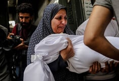 Γάζα: 104 νεκροί από τις φονικές ισραηλινές επιδρομές - Δεν τίθεται κίνδυνος για την εκεχειρία λέει ο Τραμπ