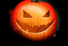 Τι συμβαίνει με το Halloween; Γιατί η γιορτή κερδίζει όλο και περισσότερο κοινό στην Ελλάδα