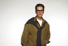 Vas, τι φοράς σήμερα και πόσο κοστίζει;