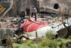 Air India: Είμαι ο πιο τυχερός άνθρωπος, αλλά υποφέρω, δηλώνει ο μοναδικός επιζών του αεροπορικού δυστυχήματος