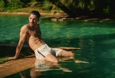 Τζόναθαν Μπέιλι: Ο πιο σέξι άνδρας για το 2025, σύμφωνα με το People