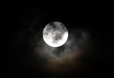 ΠΑΝΣΕΛΗΝΟΣ ΝΟΕΜΒΡΙΟΥ ΦΕΓΓΑΡΙ ΚΑΣΤΟΡΑ