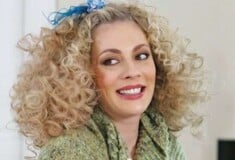 ΠΑΡΑ ΠΕΝΤΕ ΚΑΡΥΔΗ ΝΕΟ ΕΠΕΙΣΟΔΙΟ ΓΥΡΙΣΜΑΤΑ