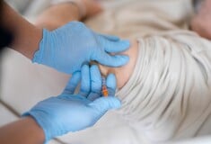 Γερμανία: Νοσηλευτής καταδικάστηκε για τη δολοφονία 10 ασθενών - Χορηγούσε θανατηφόρες ενέσεις για να «ελαφρύνει» τη βάρδιά του