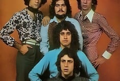 Ηλίας Ασβεστόπουλος και 2002: 50 χρόνια από το άλμπουμ «Ο Σιδερένιος Άνθρωπος»