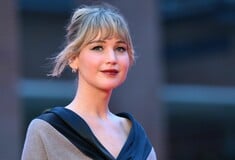 «Τσακώνομαι στο TikTok» - Η Τζένιφερ Λόρενς παραδέχθηκε ότι χρησιμοποιεί ανώνυμα την εφαρμογή