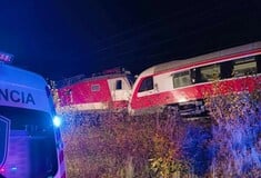 Σλοβακία: Σύγκρουση τρένων - Αναφορές για τραυματίες 