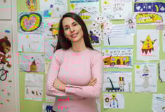 Πώς οι οθόνες επηρεάζουν την ανάπτυξη του λόγου στα παιδιά