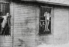 Δαφνί: «To βασίλειο της αναποδογυρισμένης λογικής»