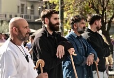 Σε εξέλιξη η πορεία αγροτών και κτηνοτρόφων στην Αθήνα - Ποιοι δρόμοι είναι κλειστοί