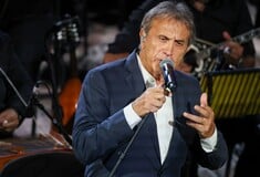 Ο Γιώργος Νταλάρας τιμήθηκε ως «διακεκριμένος» πολίτης του Μπουένος Άιρες