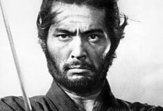 Πέθανε στα 92 του ο θρυλικός Ιάπωνας ηθοποιός Τατσούγια Νακατάι