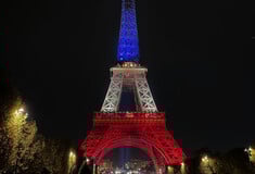 10 χρόνια μετά το Μπατακλάν: Η Γαλλία δεν ξεχνά τα θύματα της τρομοκρατικής επίθεσης