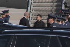 Βολοντίμιρ Ζελένσκι: Ο πρόεδρος της Ουκρανίας έφτασε την Αθήνα