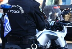 Φοινικούντα: Έφοδος της Αστυνομίας σε επιχειρήσεις 32χρονου στην Αθήνα